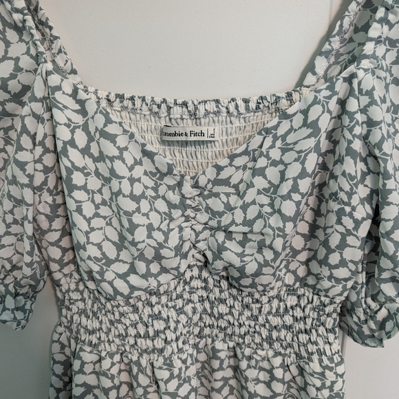 Abercrombie mini dress - Picture 3 of 5